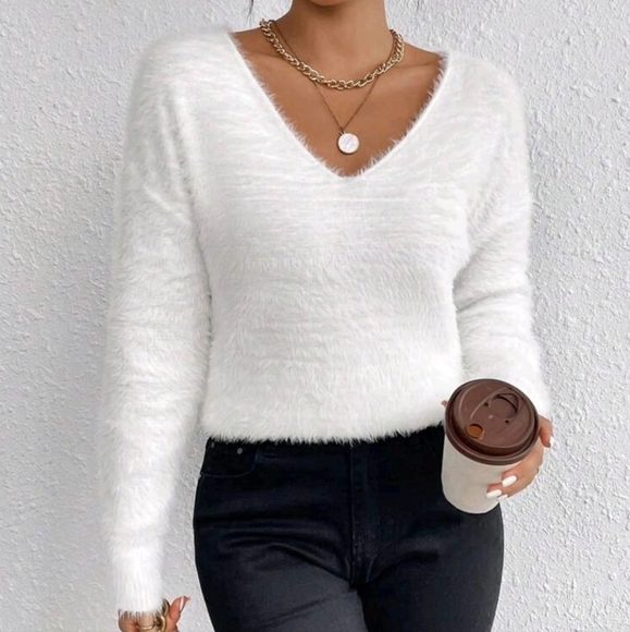 New Luxe Fluffy Knit V Neck Sweater Top White - Picture 6 of 8